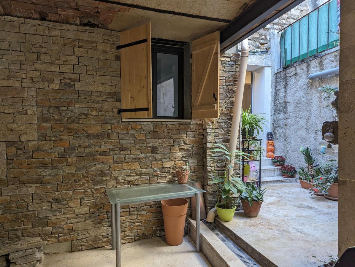 Appartement 30M² Pourrieres Exterior photo